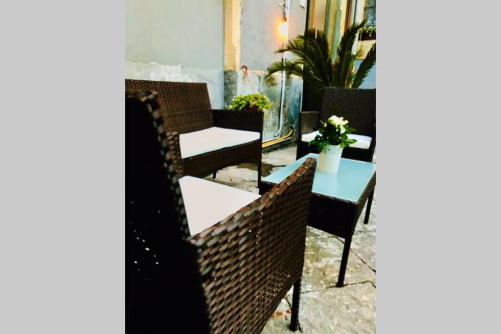 Villa Oli'S Charming House Catania Exterior foto
